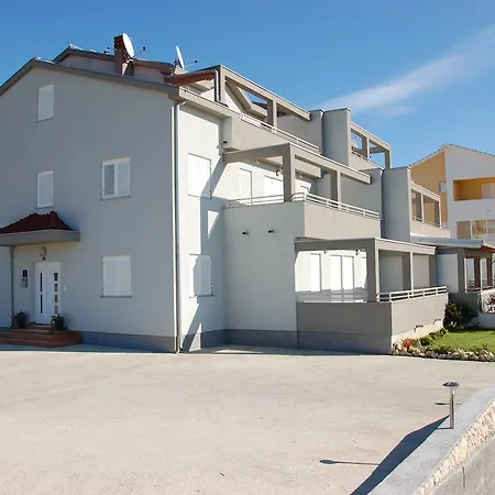 Apartment Jola Rab Town