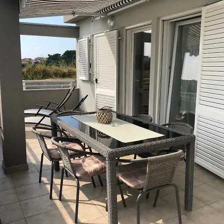 Apartment Jola Rab Town